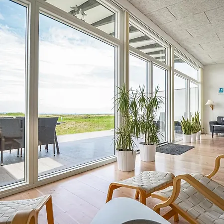 Amazing In With House Sea View